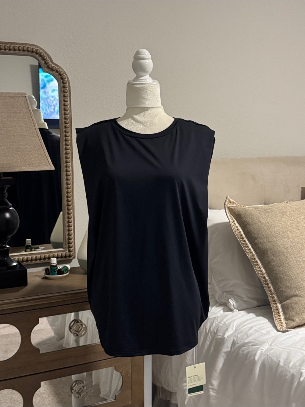 HALARA Black Tank Top